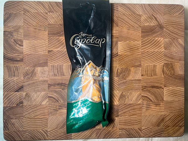 Сыр 100 гр ГОРНЫЙ СЫРОВАР (Косичка копчёная) в Ленинск-Кузнецком