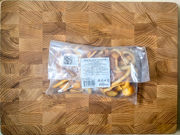 Сыр 150 гр ГОРНЫЙ СЫРОВАР (Ассорти копчёный) в Ленинск-Кузнецком