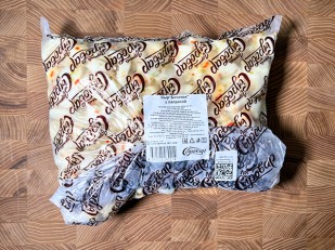 Сыр 60 гр ГОРНЫЙ СЫРОВАР (Паутинка): Сыр ГОРНЫЙ СЫРОВАР (Бочонок с паприкой)